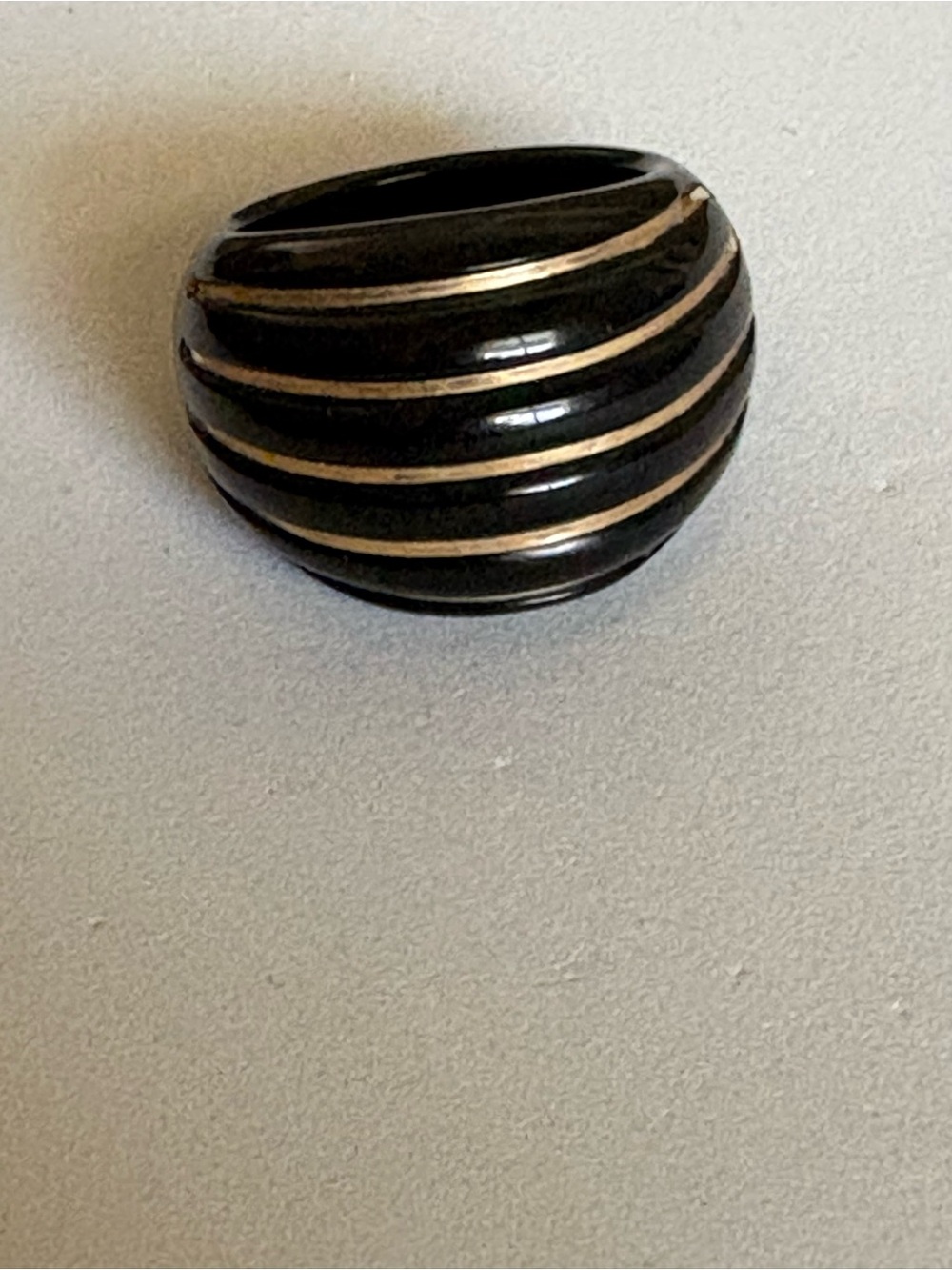 • Milor Italy Black Onyx 14 K Gold Ribbed Dome Ring